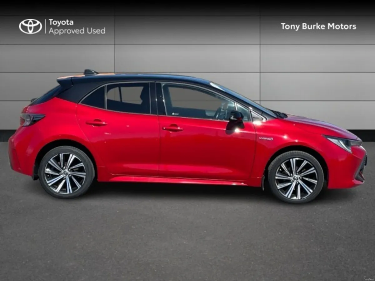 Toyota Corolla Hatchback 5dr Hybrid - LunaSport Ed - Image 3