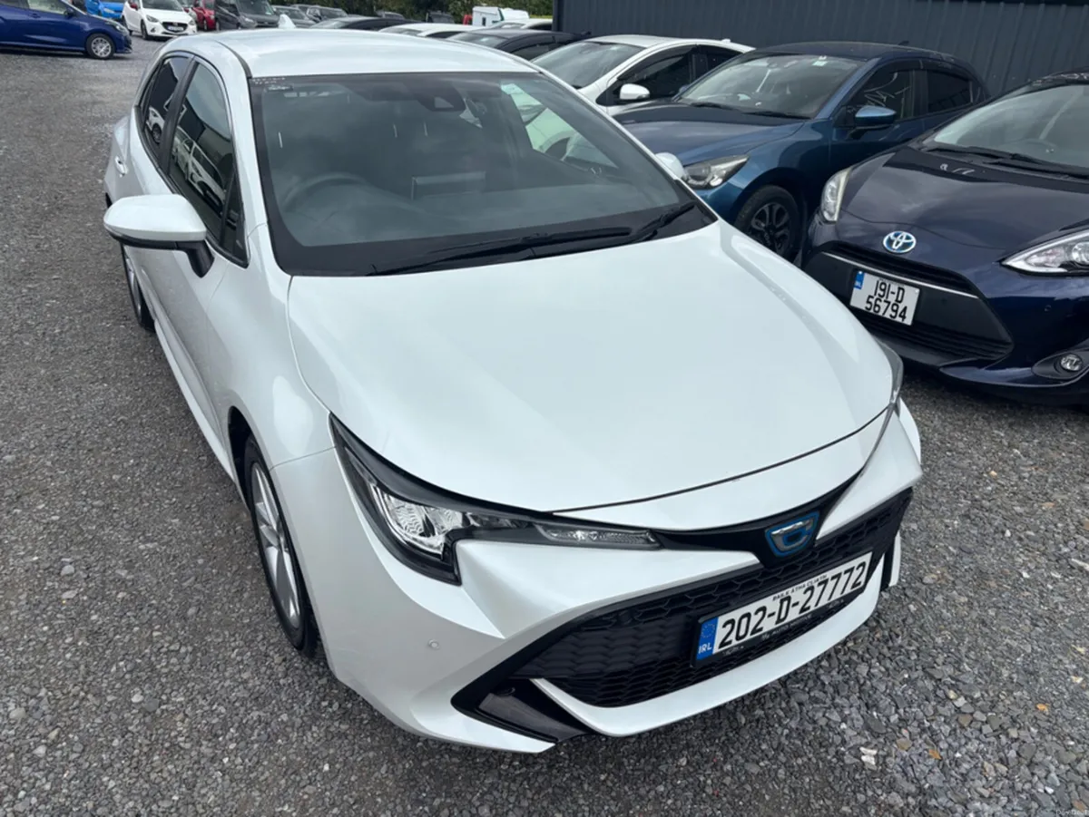Toyota Corolla SPORT 1.8 BEAUTIFUL CLEAN CAR - Image 4