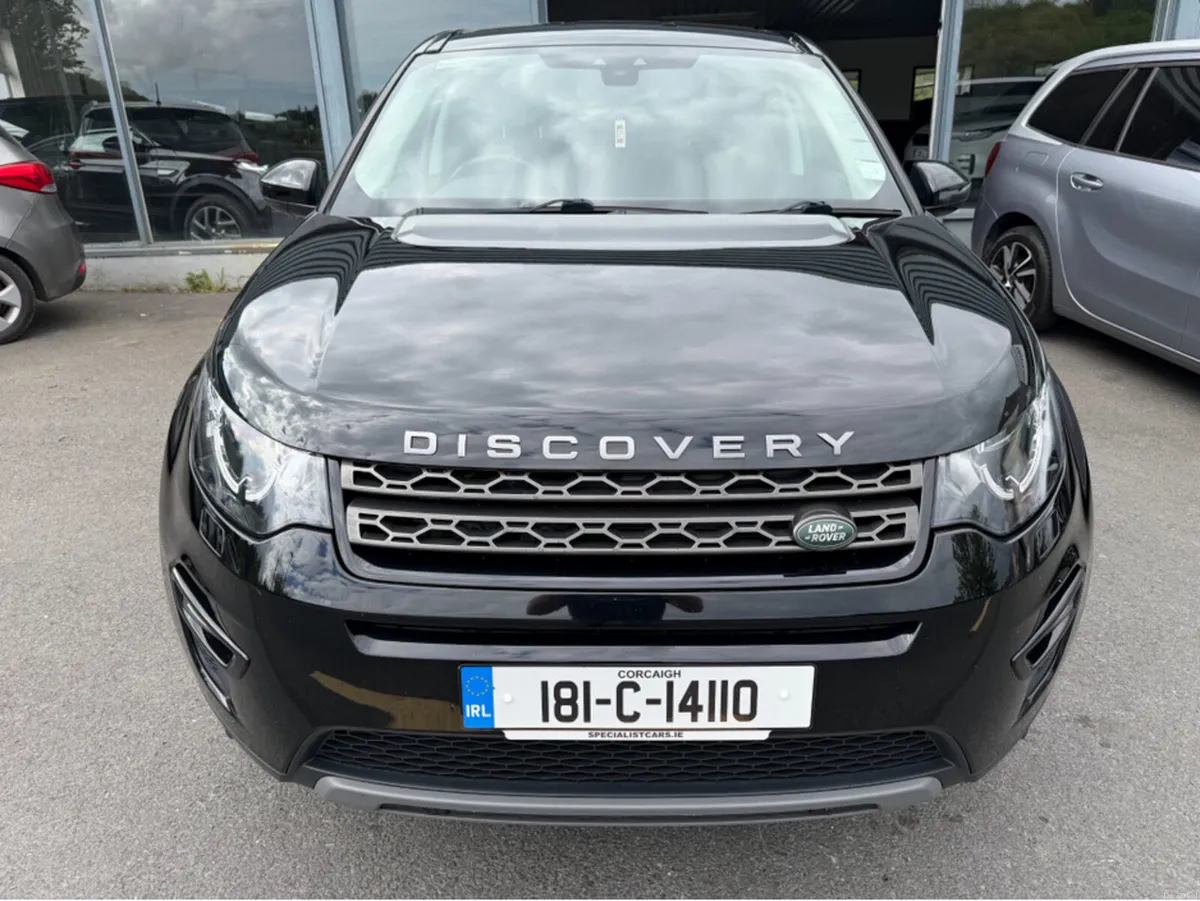 Land Rover Discovery Sport 2.0 SE TECH EDITION NCT - Image 3