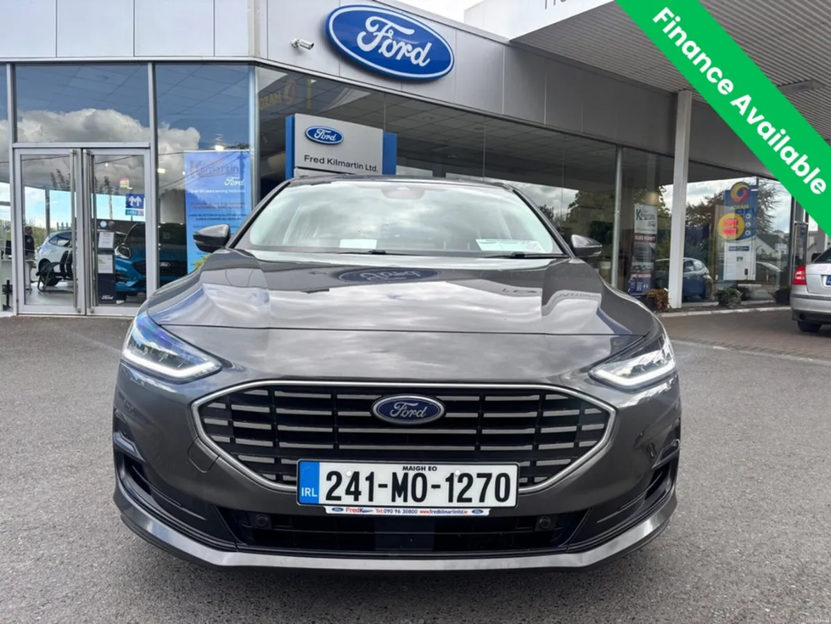 Ford Focus TITANIUM 5DR 1.5 TD 115 A8 - Image 2