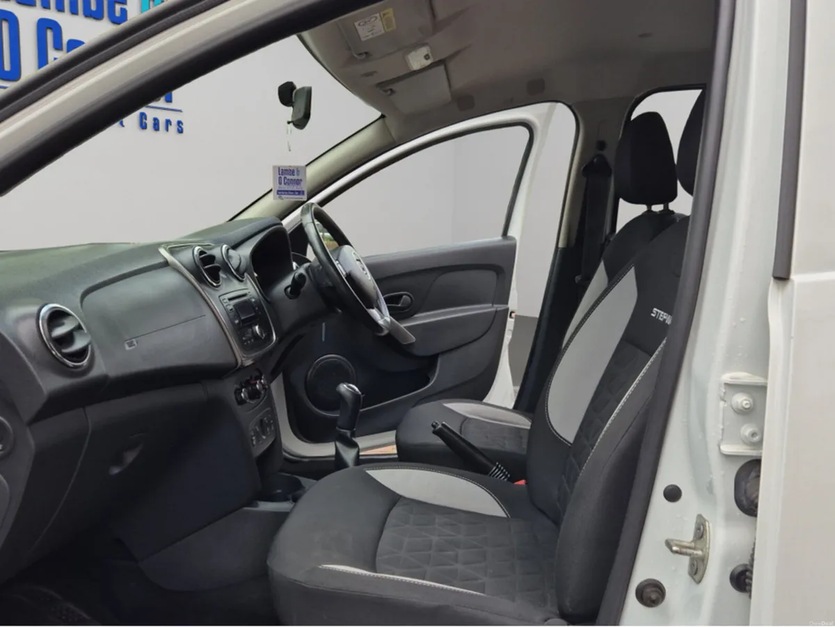Dacia Sandero Stepway STEPWAY SIGNATURE 1.5 DCI 90 - Image 6