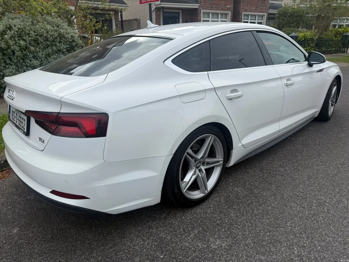 2.0 TDI AUTO SLINE LOW MILEAGE - Image 3