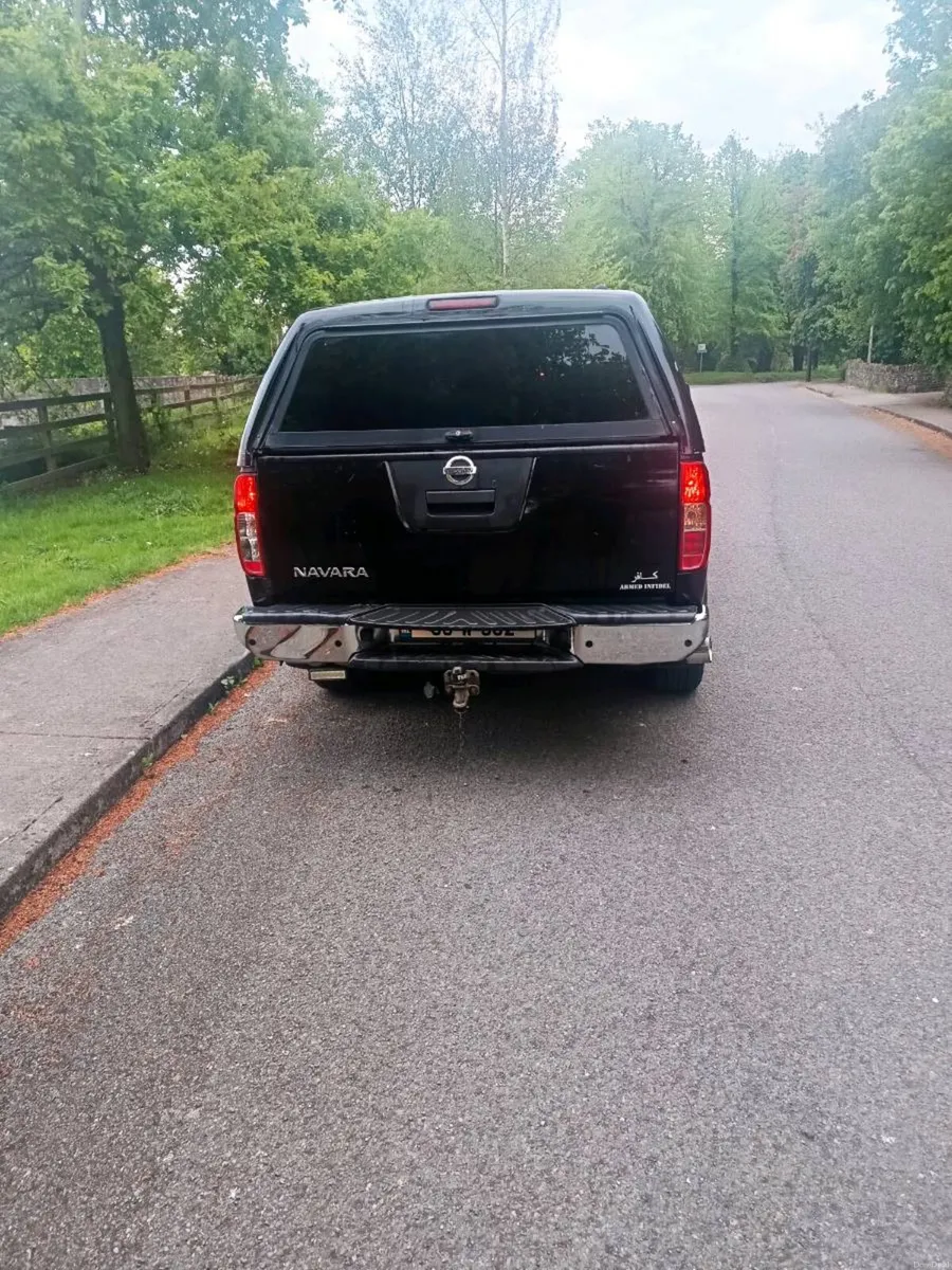 Nissan Navara crew cab - Image 2