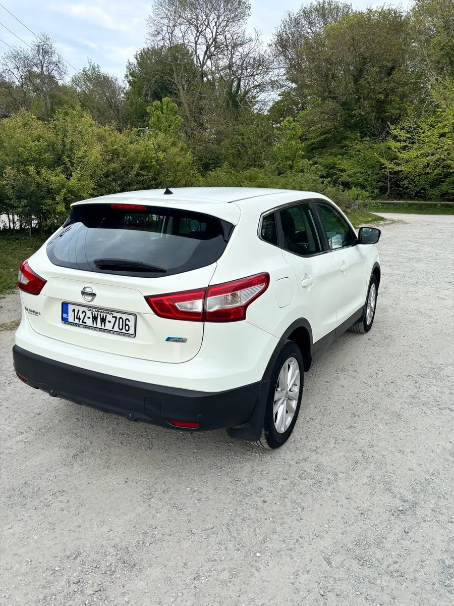 2014 Nissan Qashqai - Image 2