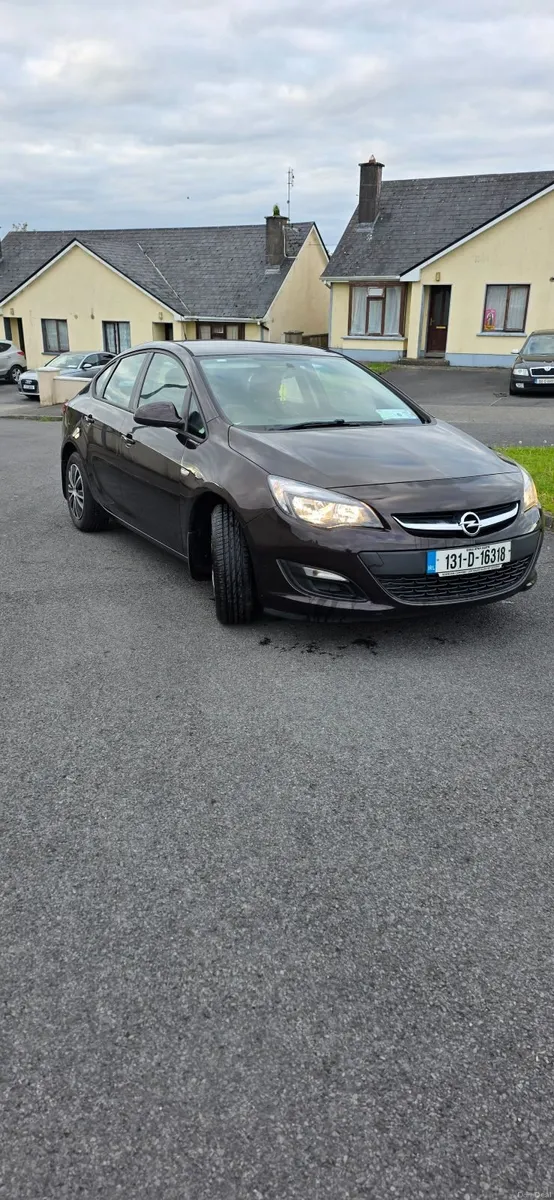 Opel Astra 2013 - Image 3