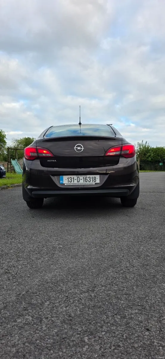 Opel Astra 2013 - Image 4