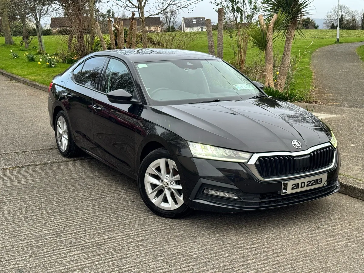 211 SKODA OCTAVIA AMBITION 2.0 DIESEL - Image 4
