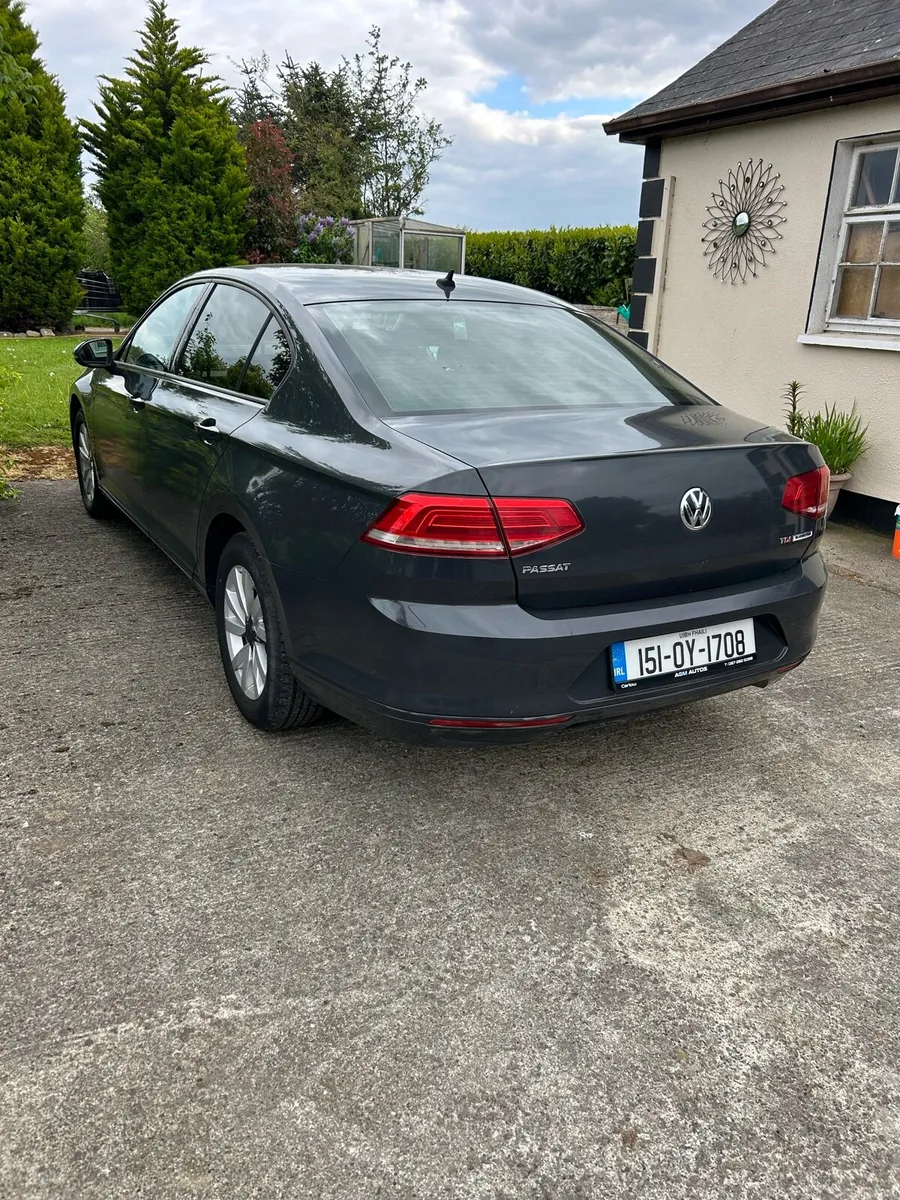 Passat - Image 1