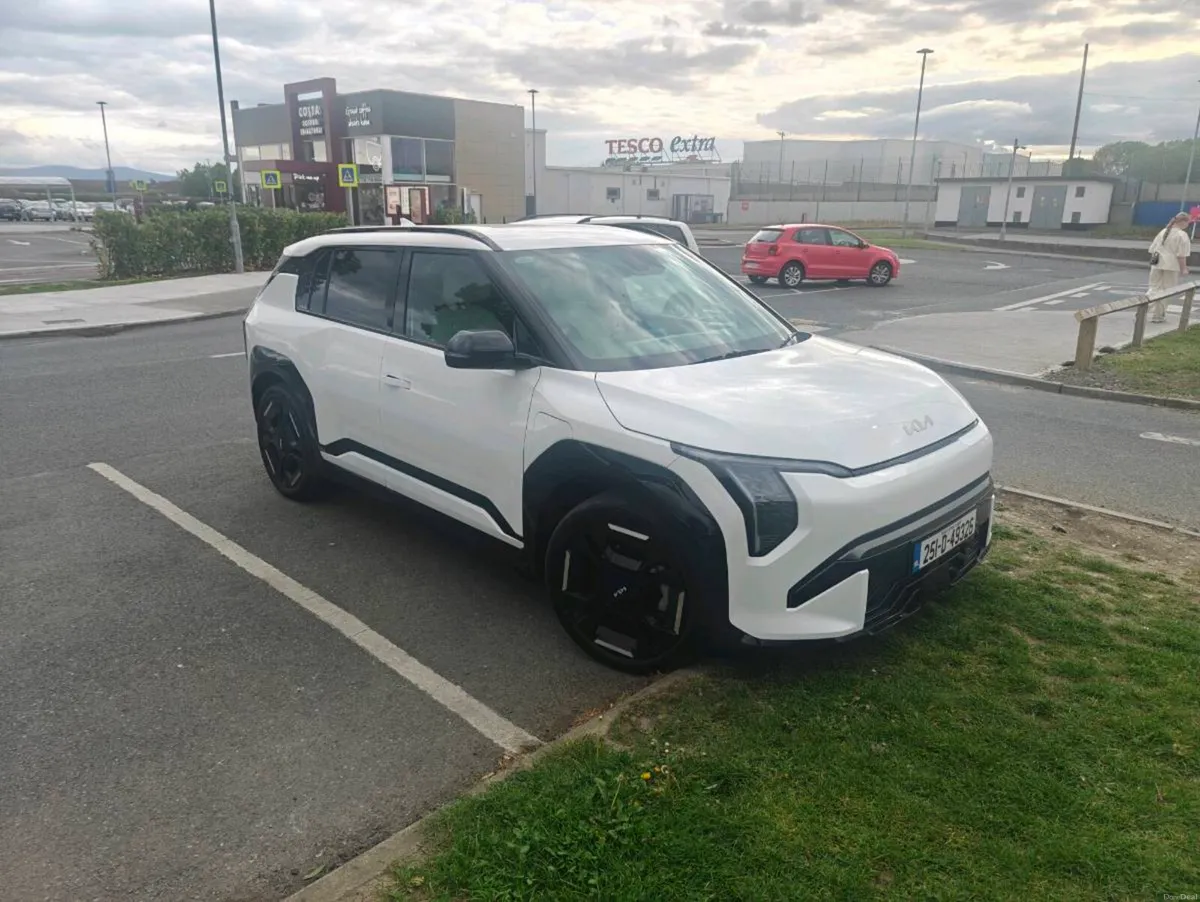 Kia EV3 GT-line 81.4kWh - Image 1