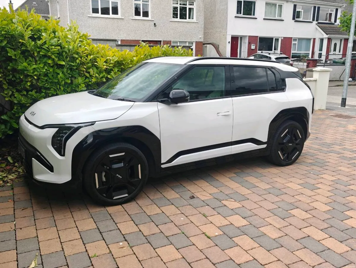 Kia EV3 GT-line 81.4kWh - Image 4