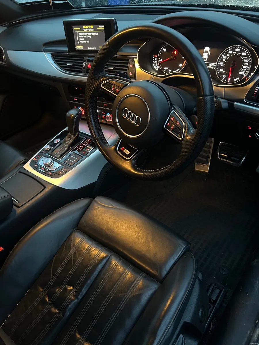 Audi A6 2015 - Image 4