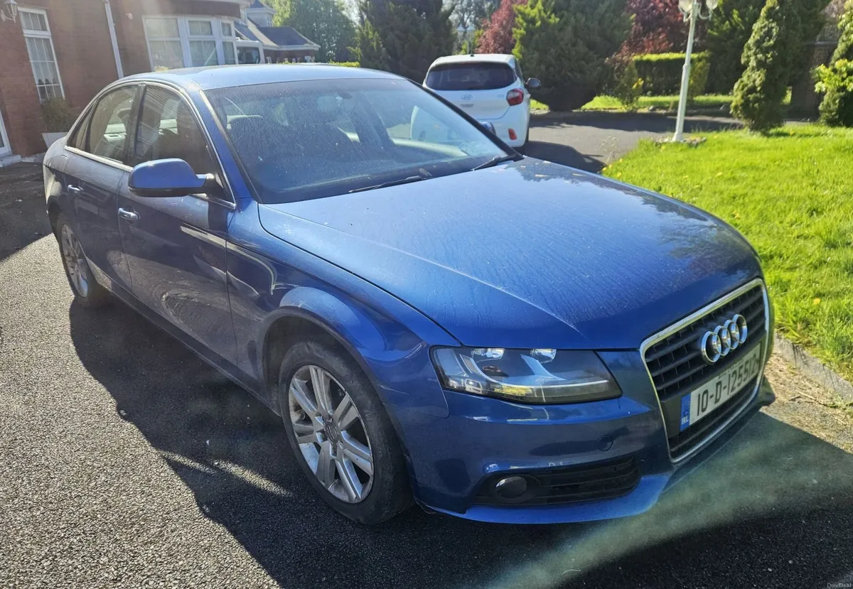 Audi A4 2010 - Image 1