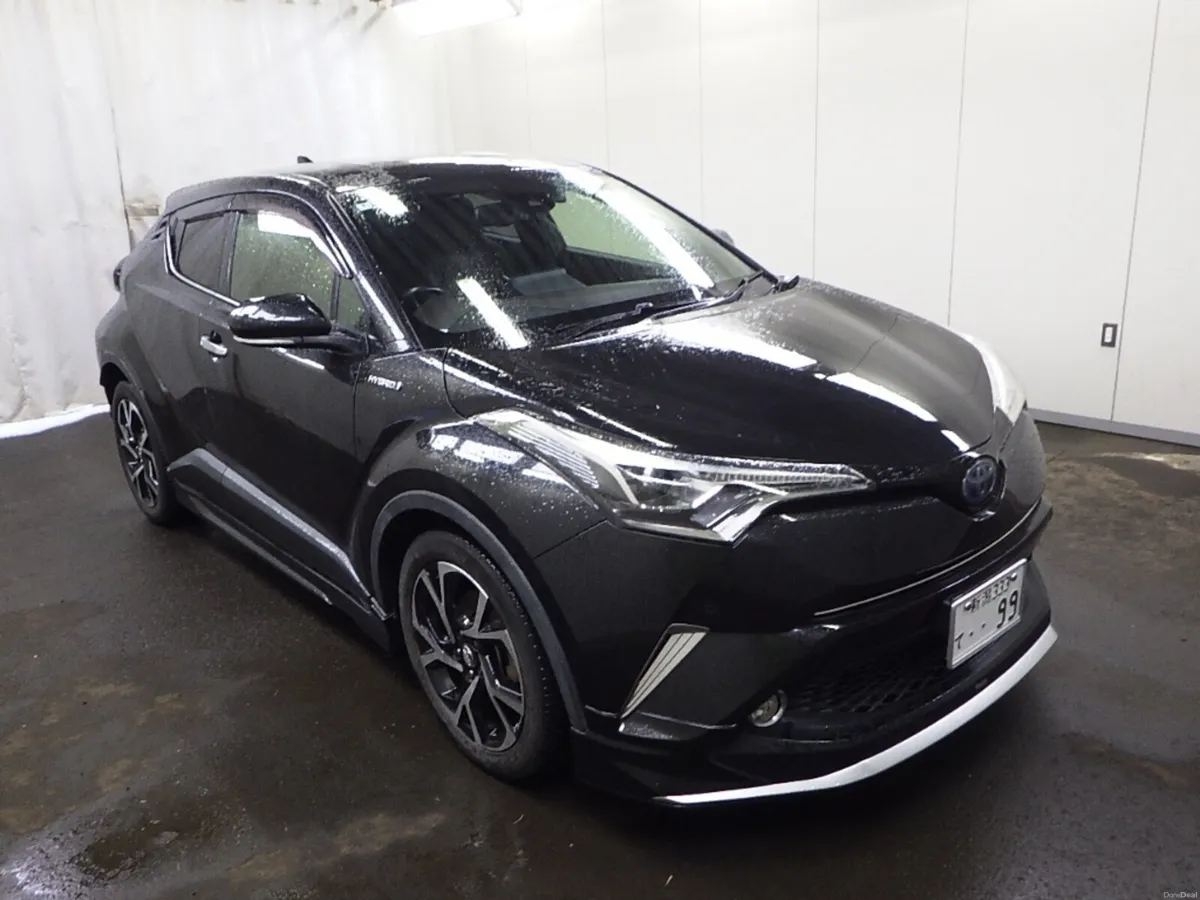 Toyota C-HR Hybrid - Image 1