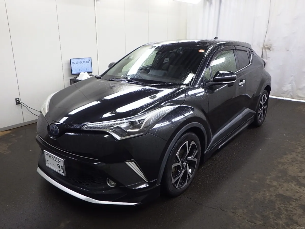 Toyota C-HR Hybrid - Image 3