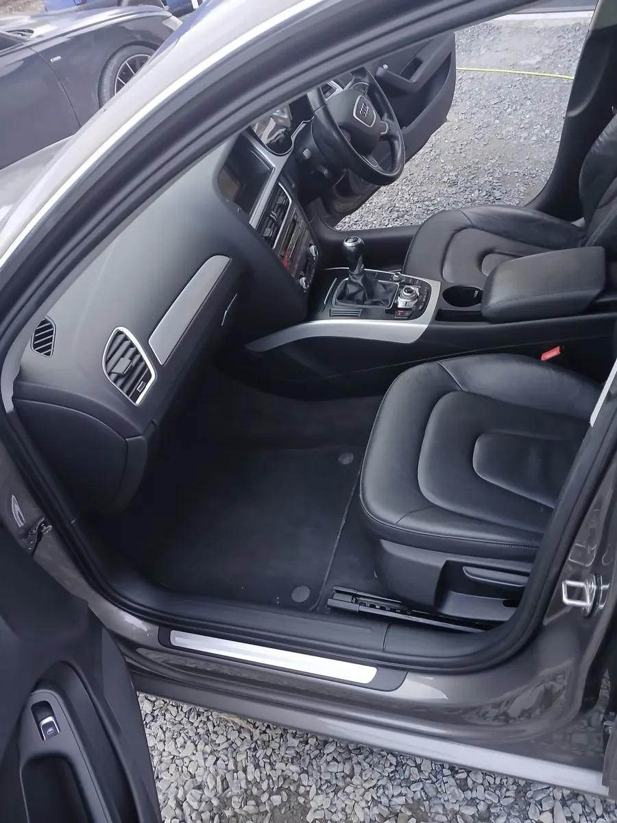 Audi A4 2015 - Image 3