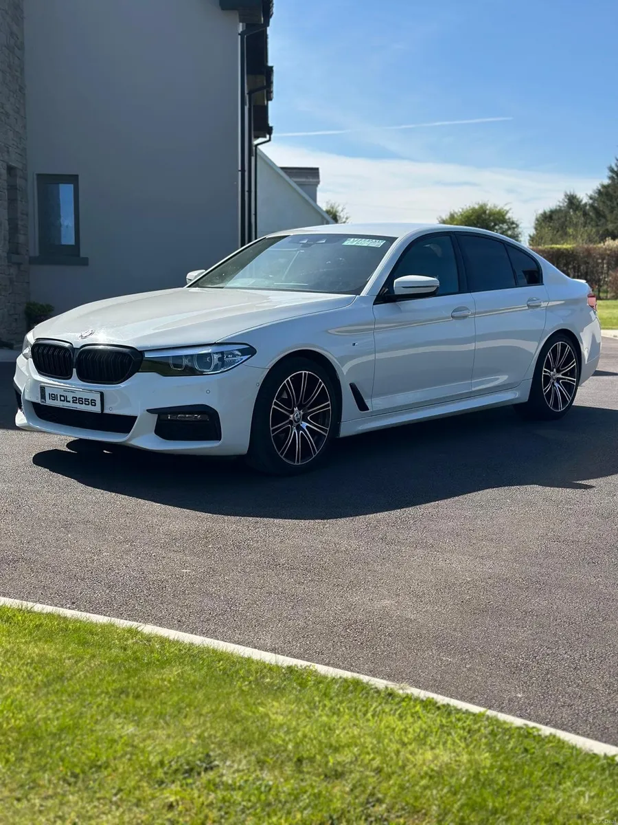 Car - Image 1
