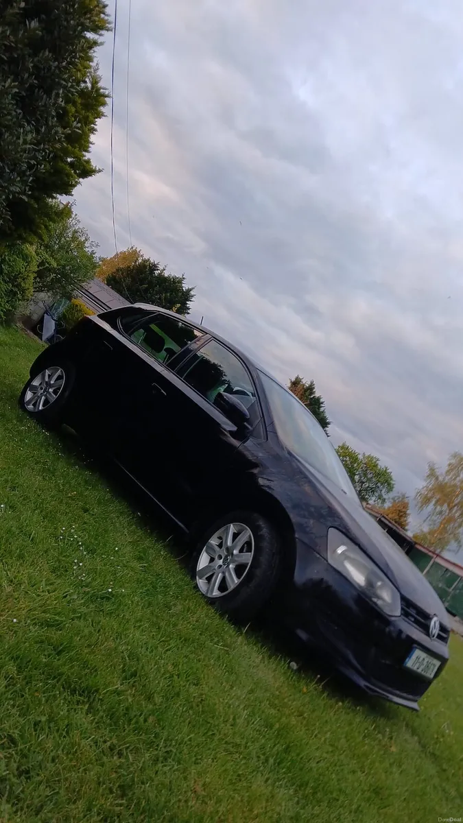 Volkswagen polo - Image 3
