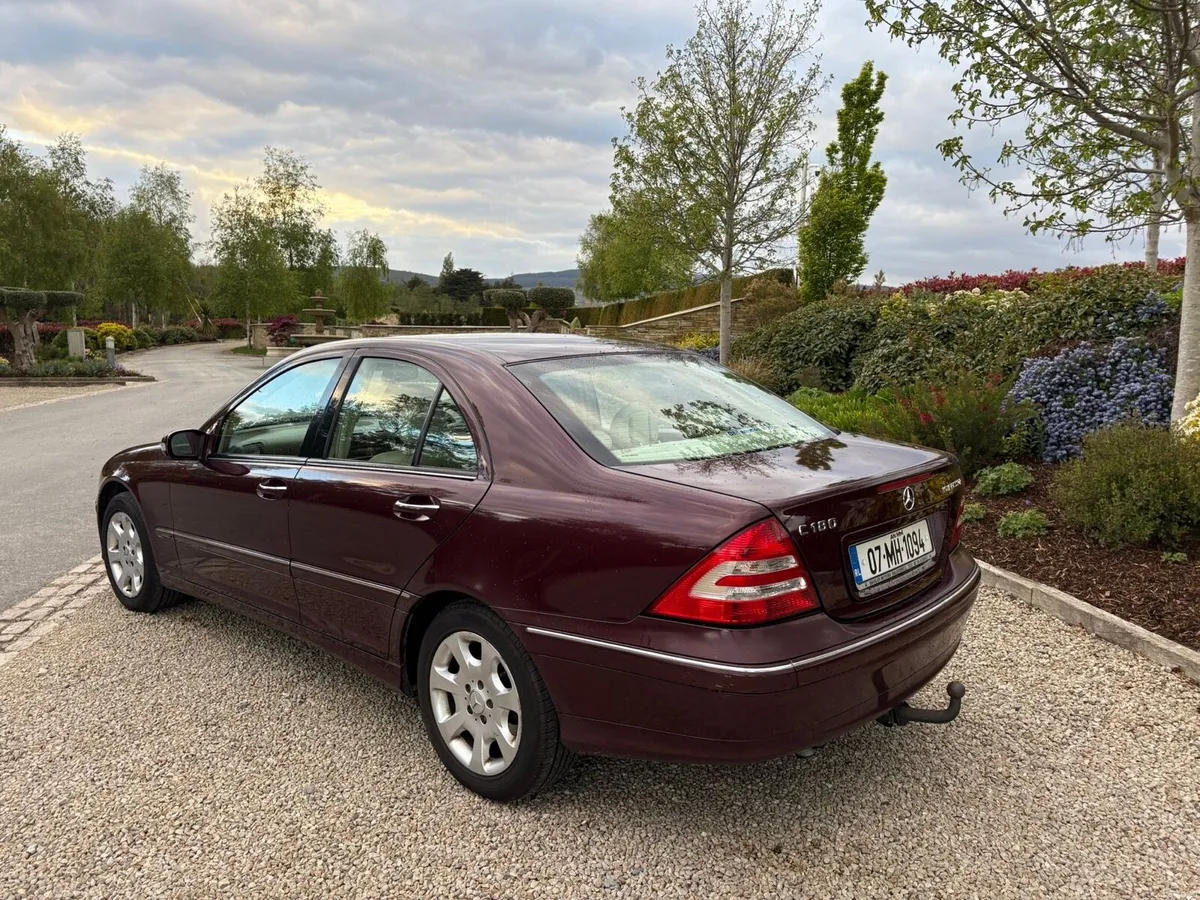 ** MERCEDES-BENZ**C180**NEW NCT**AUTO**LOW KMS** - Image 4
