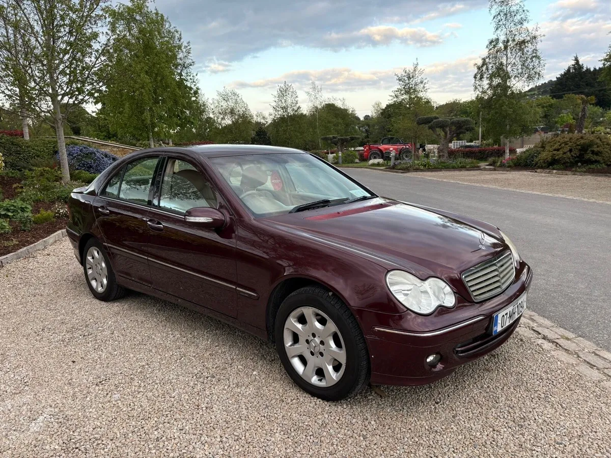** MERCEDES-BENZ**C180**NEW NCT**AUTO**LOW KMS** - Image 2