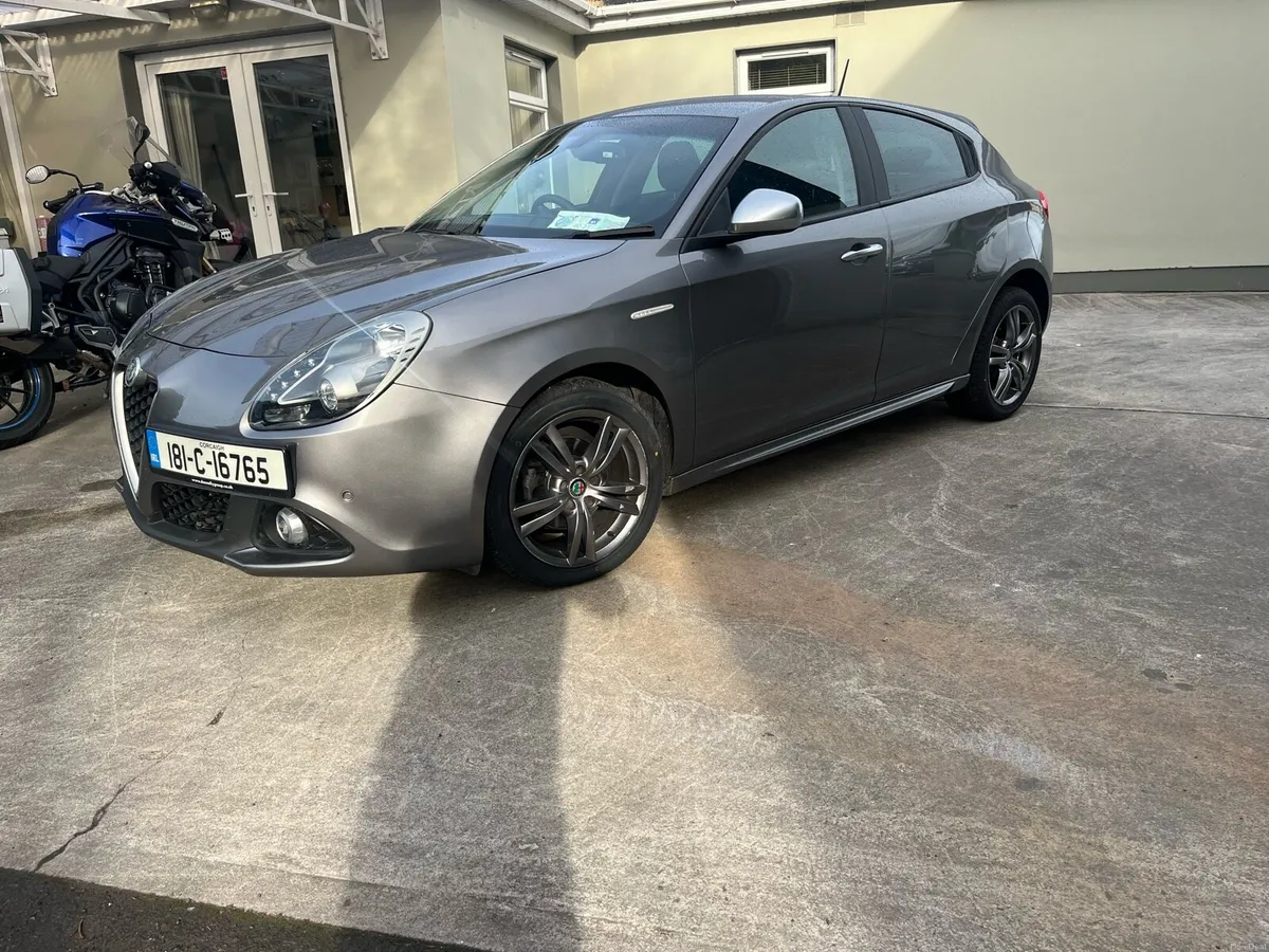 Alfa Giulietta 181 automatic 1.6d 59k km - Image 3