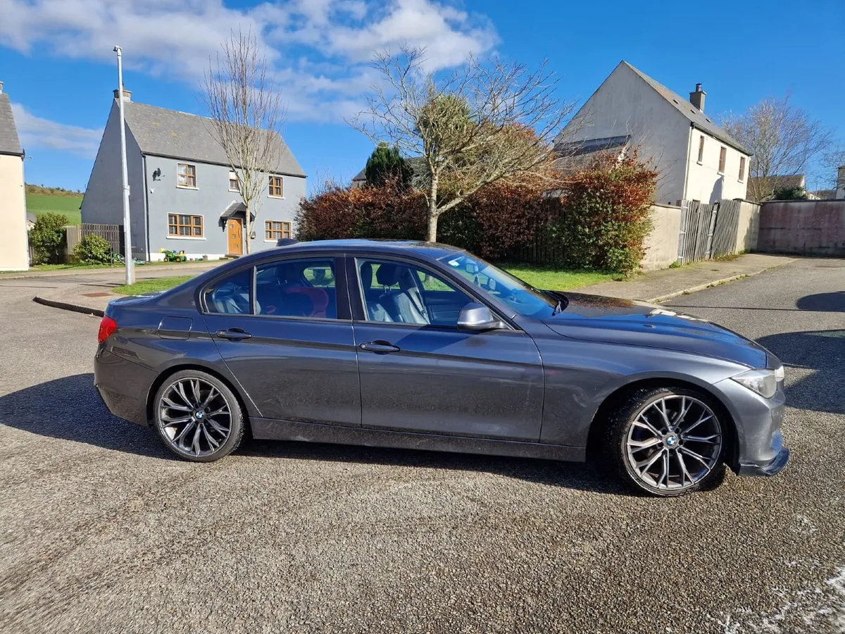 BMW 3-Series 2014 - Image 3