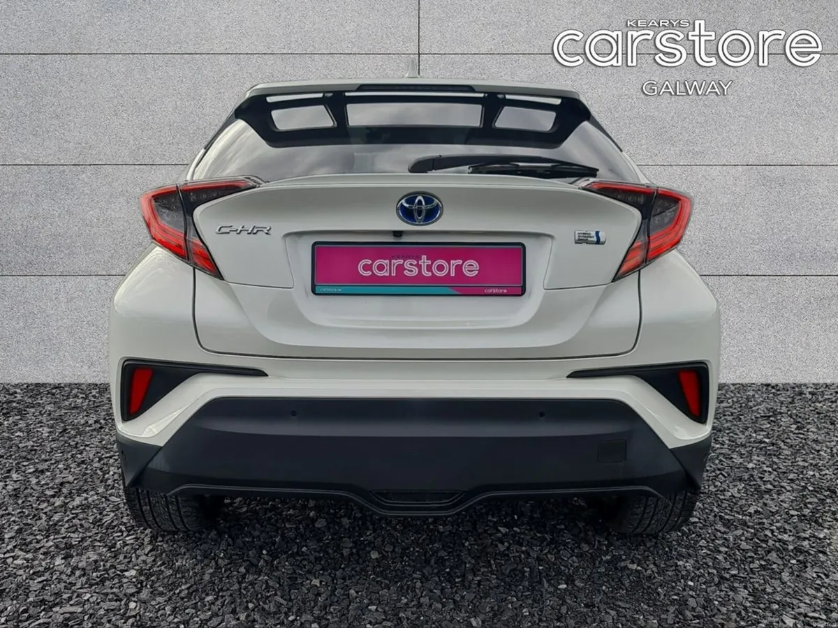 Toyota C-HR 1.8 Hybrid - Image 4