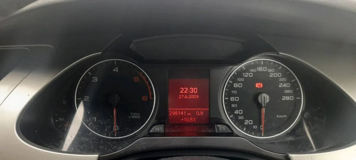 Car - Image 2