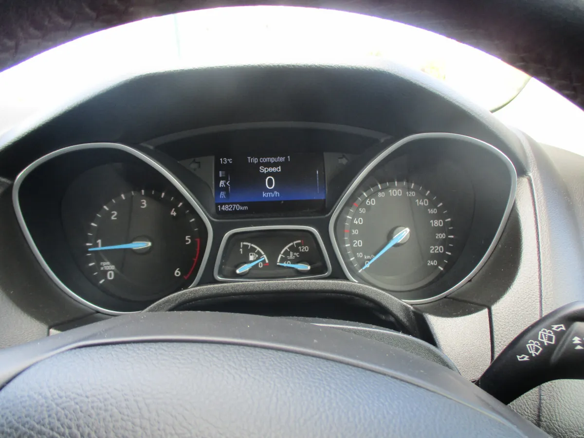 Ford Focus 2018 1.5TDCI TITANIUM - Image 3