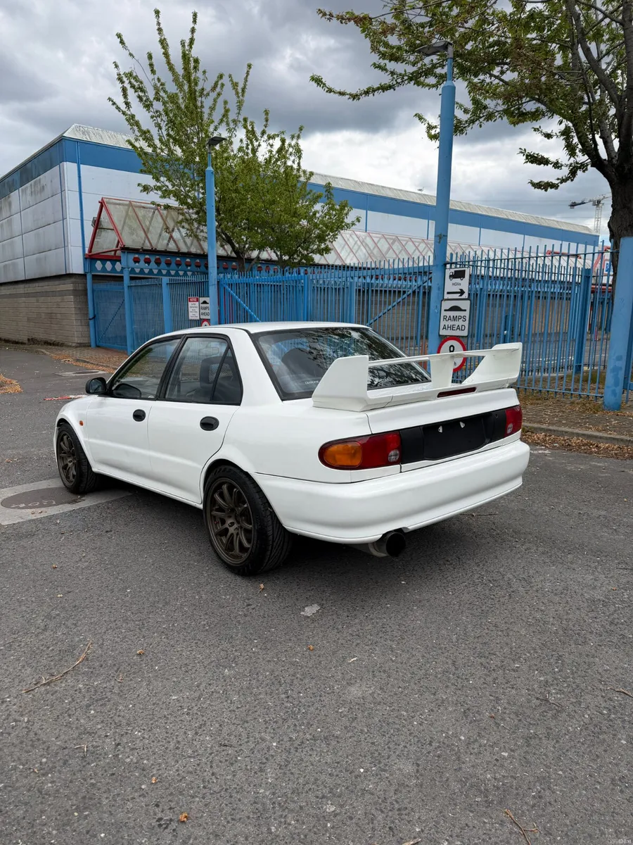 Mitsubishi Lancer EVOLUTION 2 RS - Image 2
