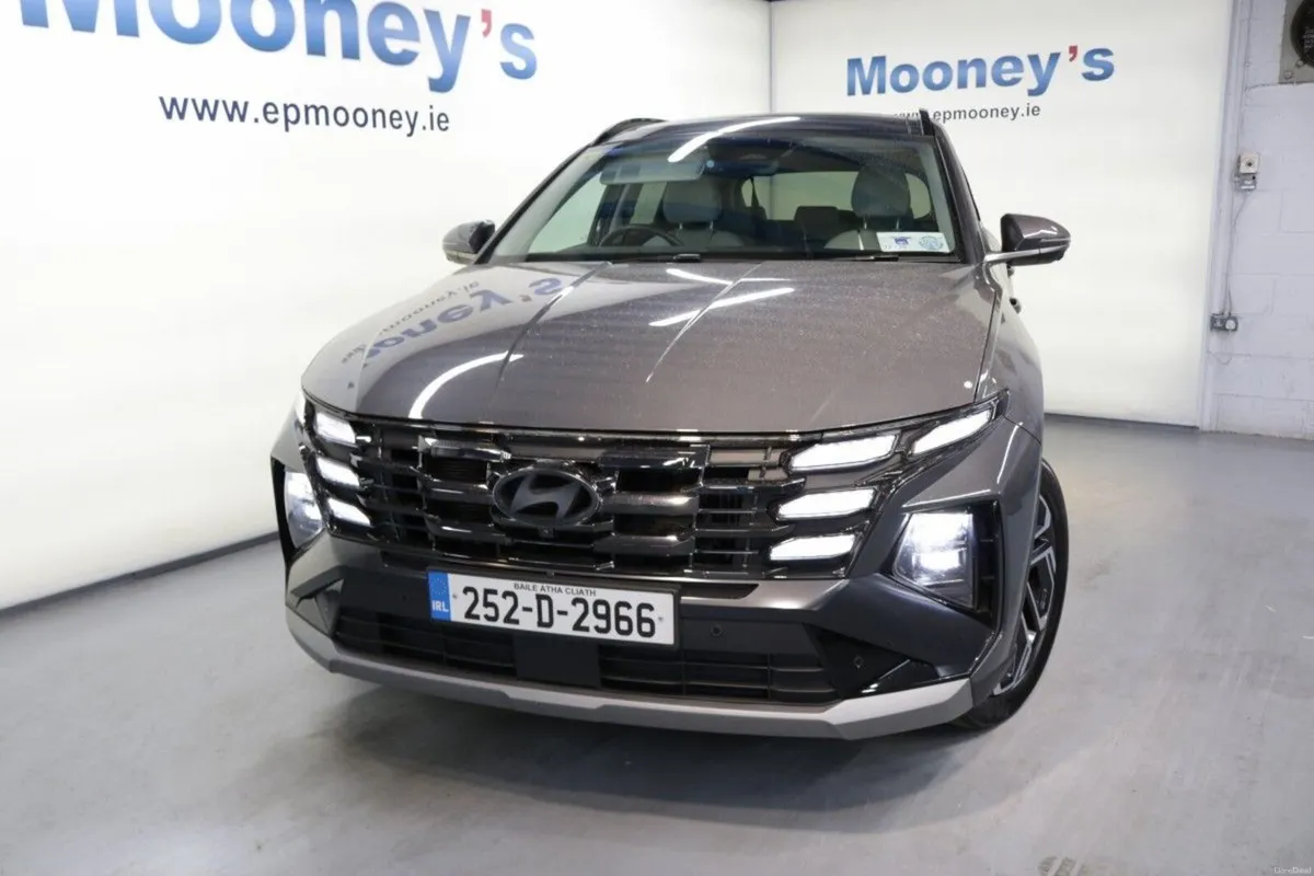 Hyundai Tucson PHEV PLATINUM 1.6L PETROL AUTOMATIC - Image 3