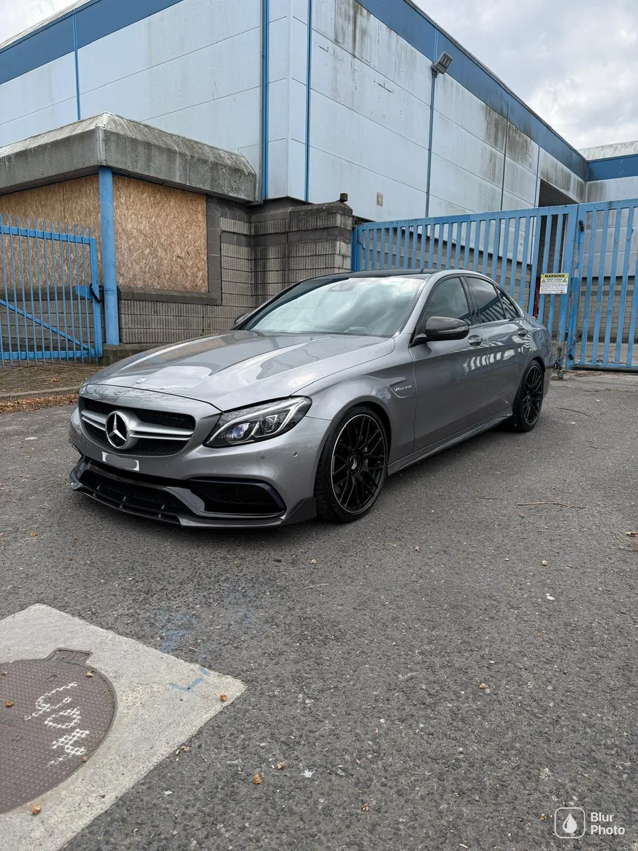 Mercedes-Benz C63s - Image 2