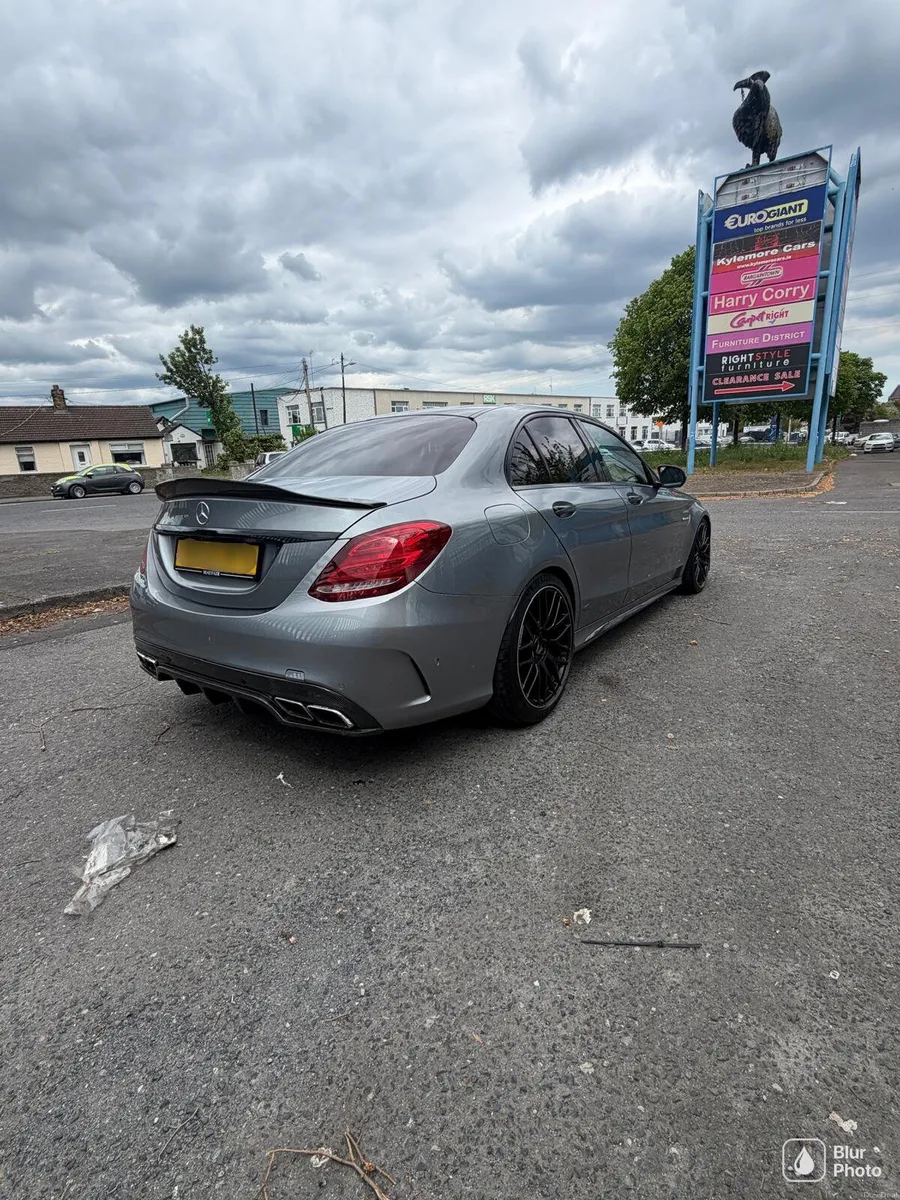 Mercedes-Benz C63s - Image 3