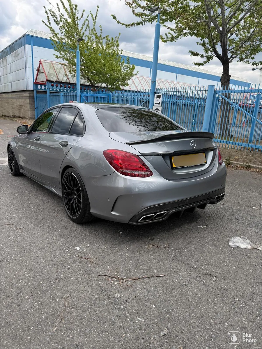 Mercedes-Benz C63s - Image 4