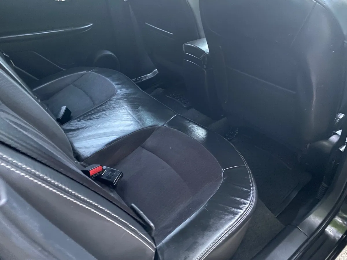 NISSAN QASHQUAI LUXURY SPORT 🏏 PETEOL AS NEW - Image 4