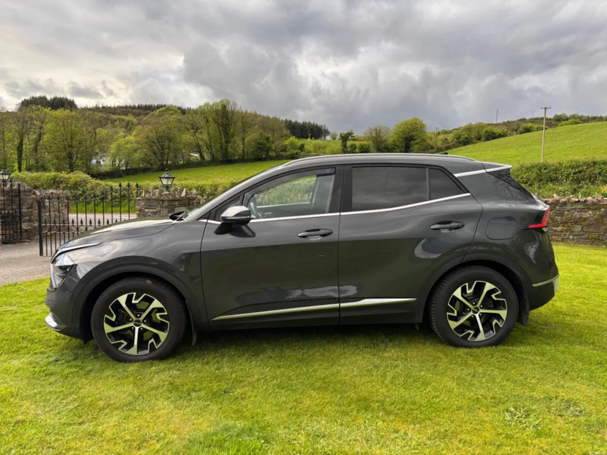 Kia Sportage MANUAL 5DR - Image 4