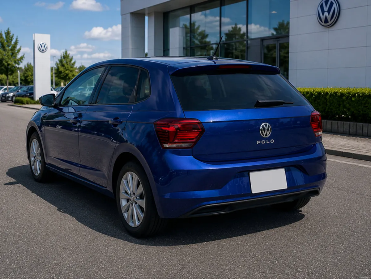 Volkswagen Polo 1.0TSi HIGHLINE DSG AUTOMATIC **TO - Image 2