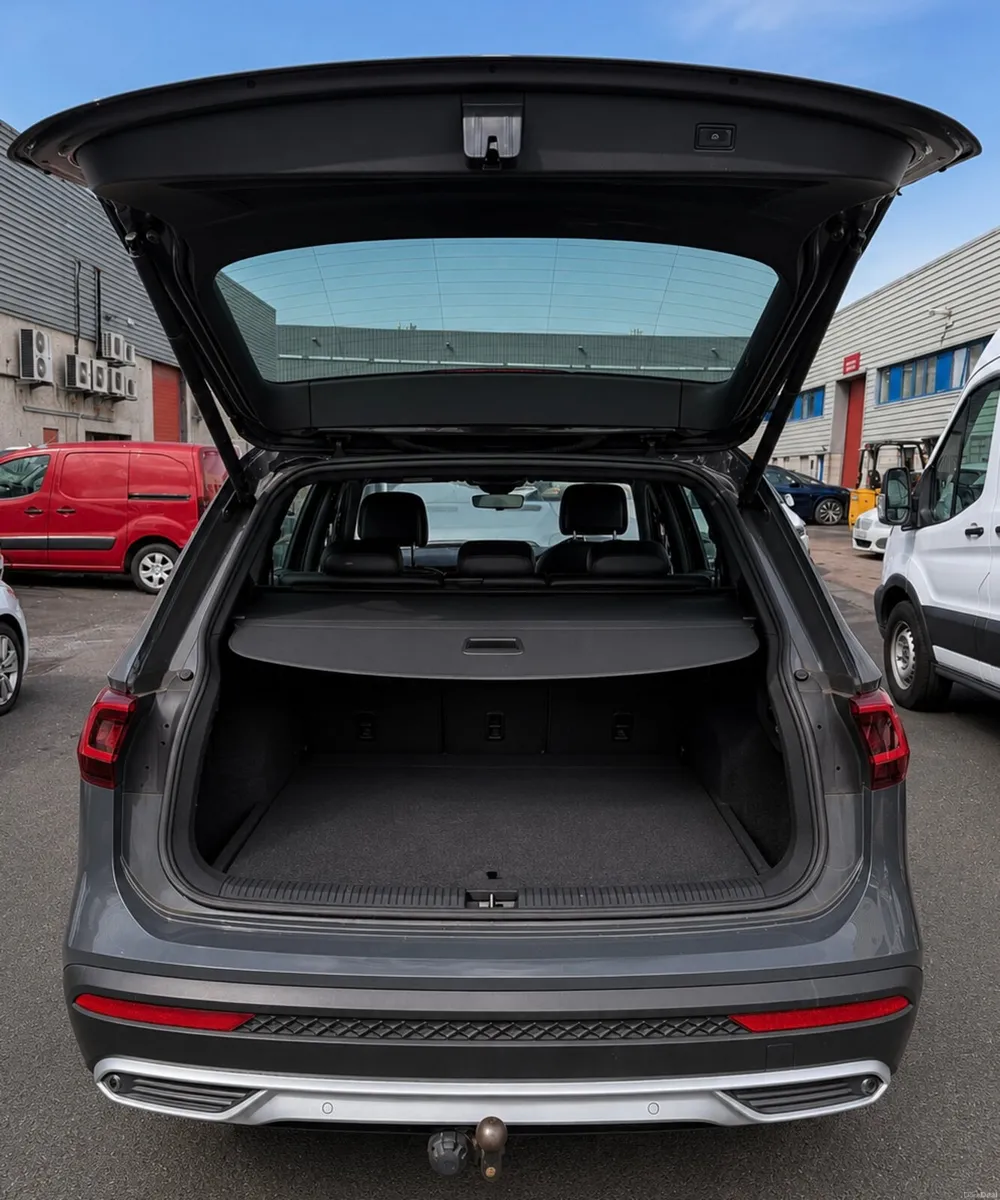 2023 SEAT Tarraco 245Bhp Hybrid Xperience - Image 5