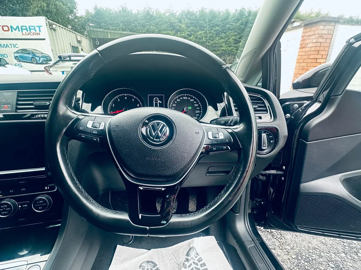 Volkswagen Golf 2015 48K KM ONLY - Image 6