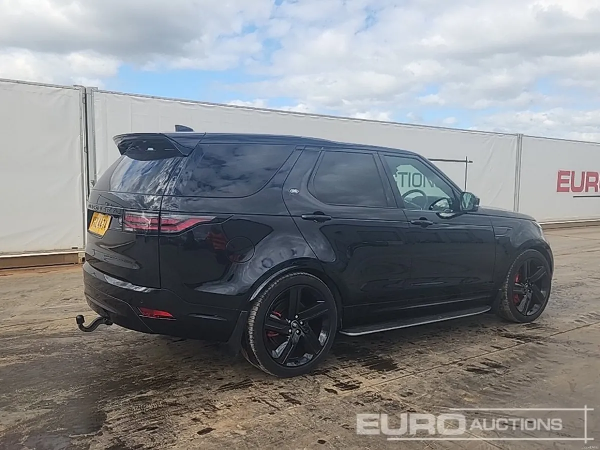 2022 Land Rover Discovery - Image 3