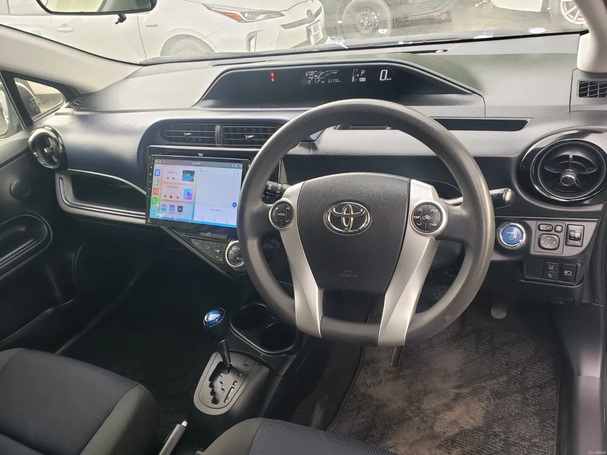 Toyota Aqua 2016 - Image 4