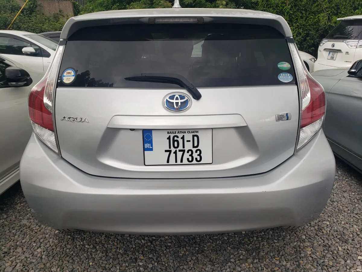 Toyota Aqua 2016 - Image 2