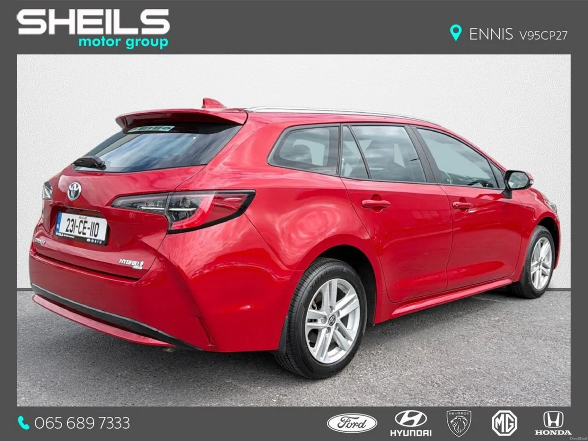 Toyota Corolla Automatic 1.8 Hybrid Luna Estate - Image 2