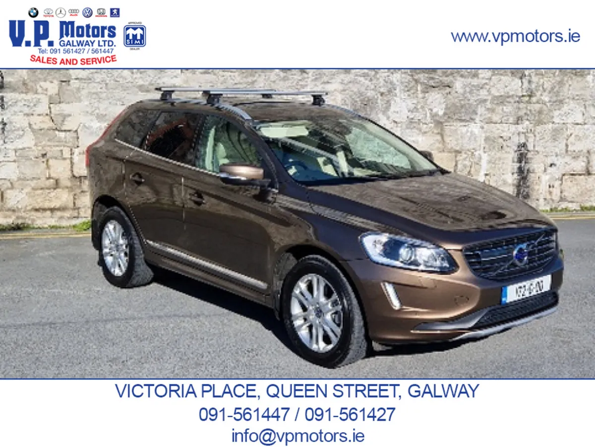 PAN-SUNROOF,IVORY LEATHER, AUTO,LOW KM,IMMACULATE - Image 4