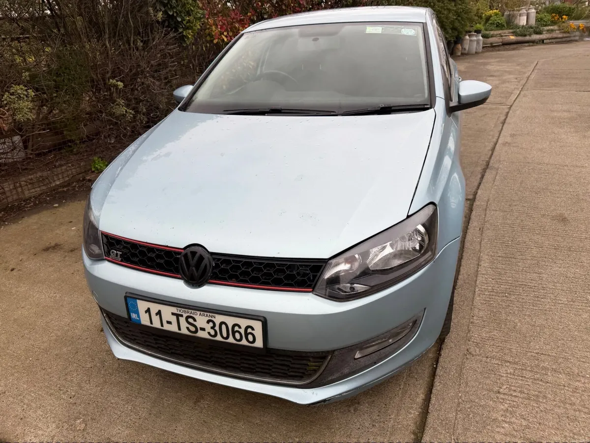 Volkswagen Polo 2011 diesel  1.2 Manual - Image 1
