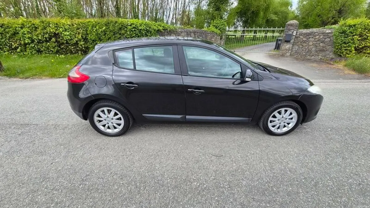 2010 Renault Megane - Image 4