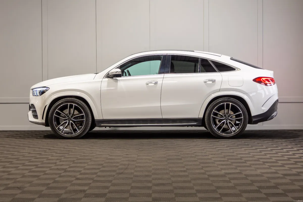 2022 Mercedes-Benz GLE 350de AMG Line - Image 3