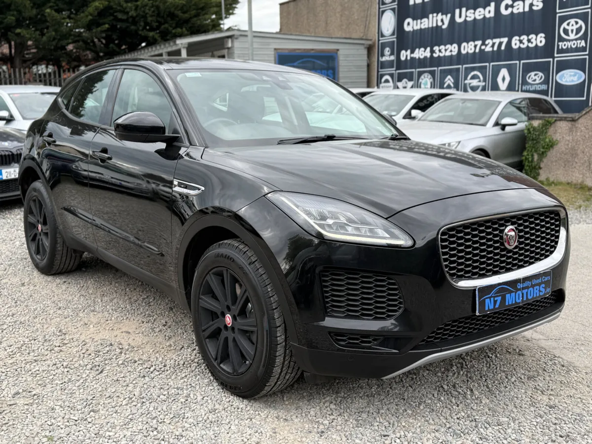 2020 Jaguar E-Pace 2.0 19MY CHEQUER CHEQUERED AUTO - Image 1