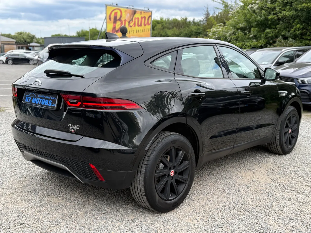 2020 Jaguar E-Pace 2.0 19MY CHEQUER CHEQUERED AUTO - Image 3