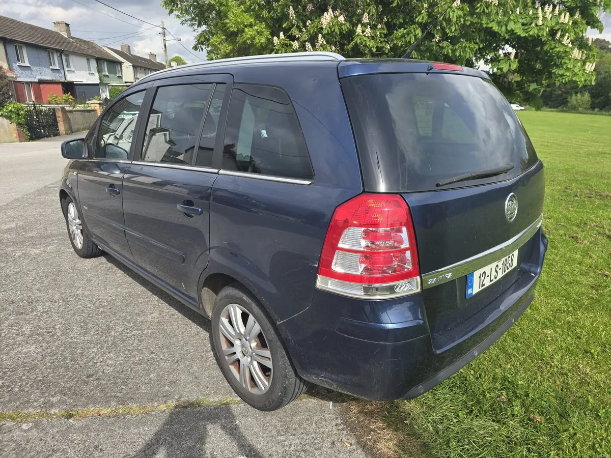 2012 Zafira 7 seater - Image 2