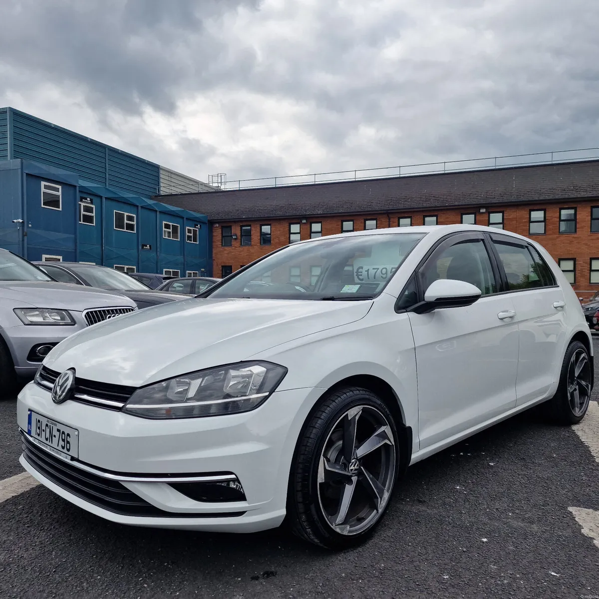 Volkswagen Golf 2019 1.0 TSI 85HP Trendline - Image 2